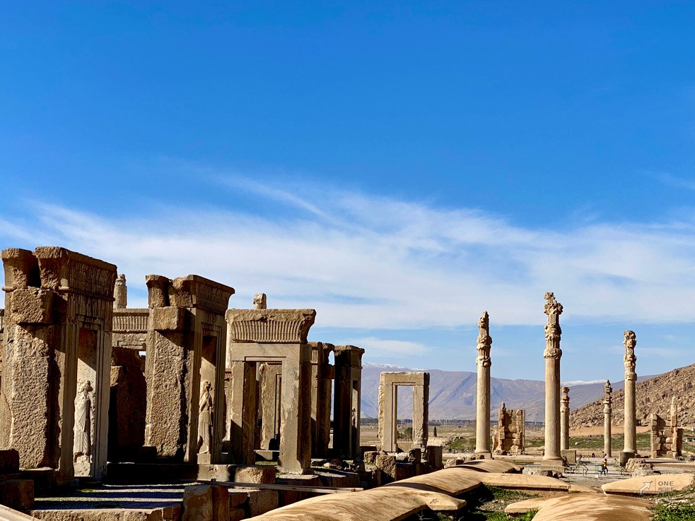 Lekcja historii w Persepolis.